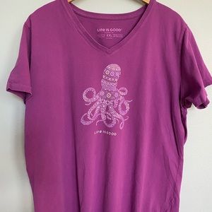 Life is Good VNeck Tee. XXL